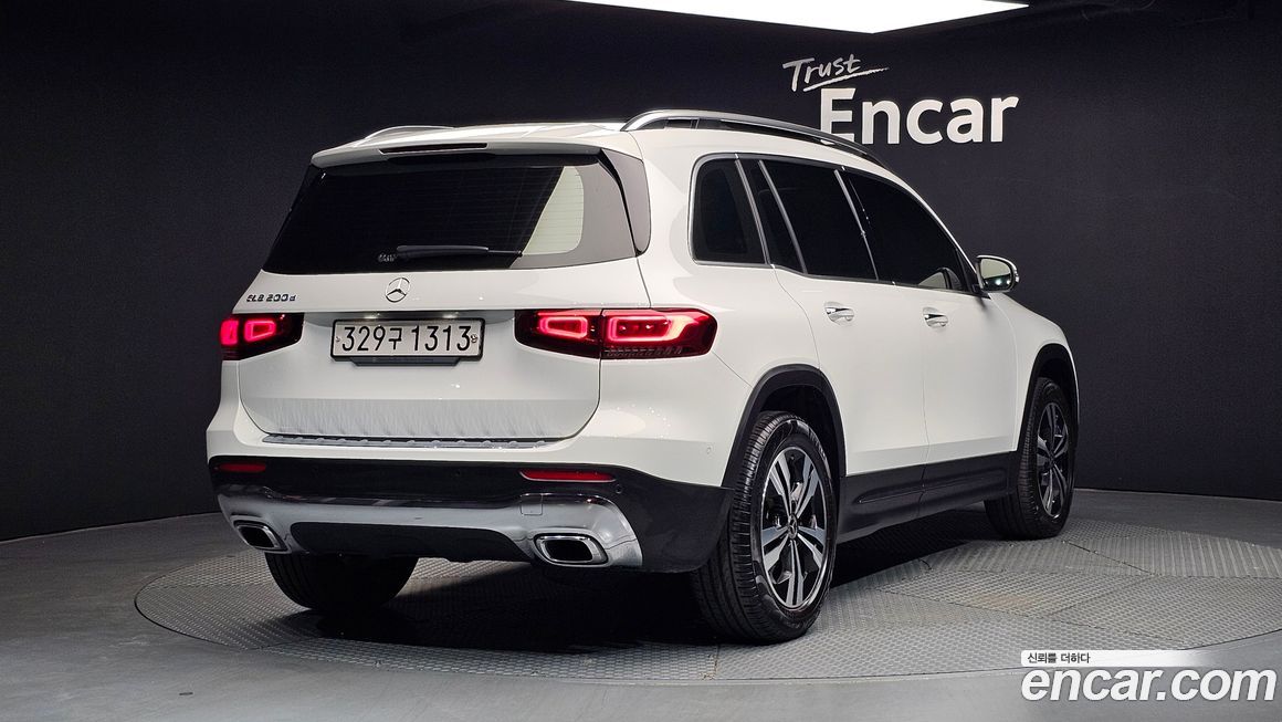 Mercedes-Benz GLB-Class 2022