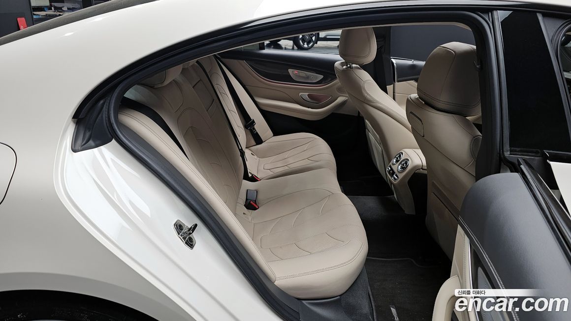 Mercedes-Benz CLS-Class 2019