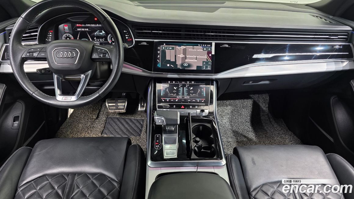 Audi Q8 2021
