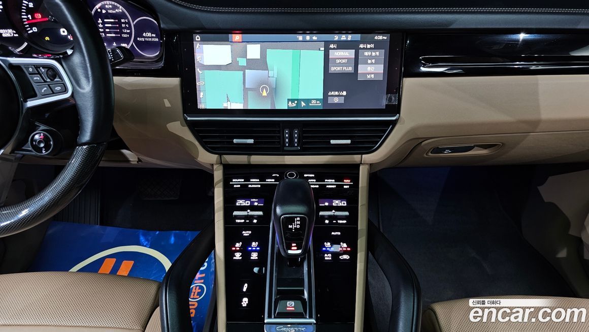 Porsche Cayenne 2021