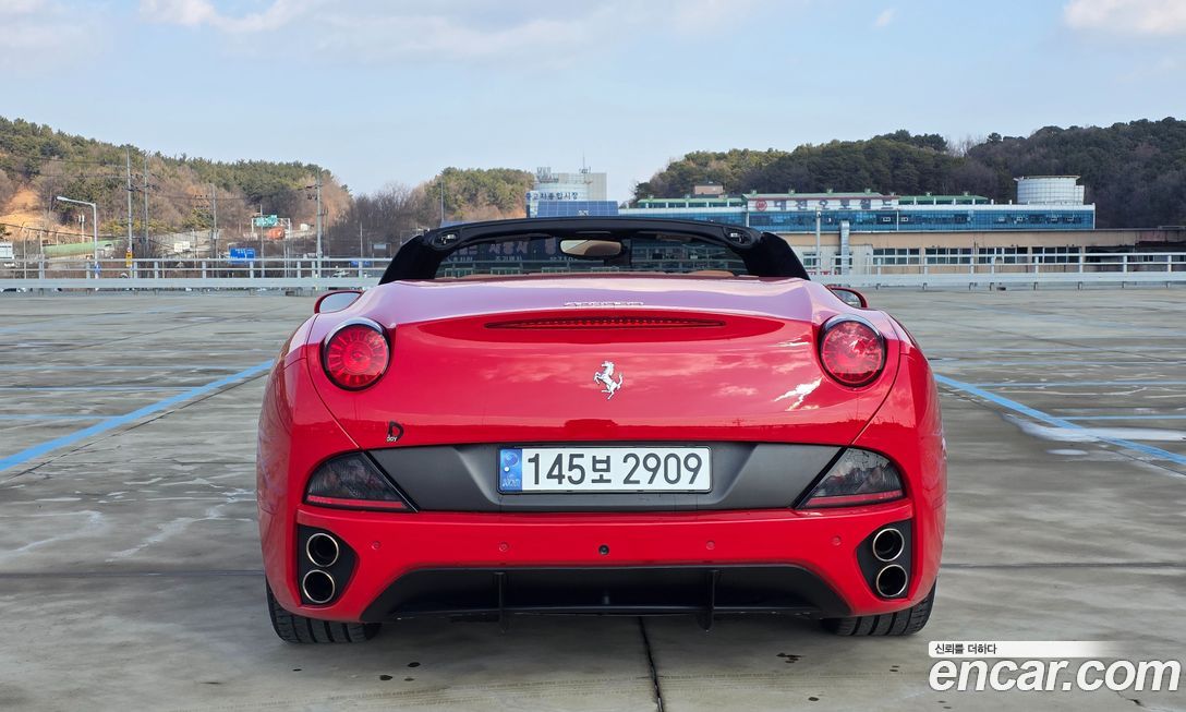 Ferrari California 2010