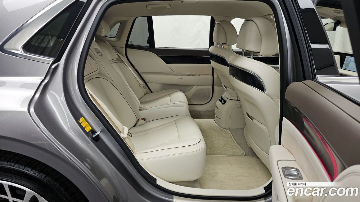 Genesis G90 2025