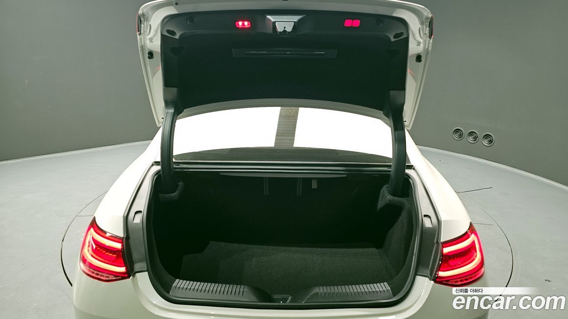 Mercedes-Benz CLS-Class 2019