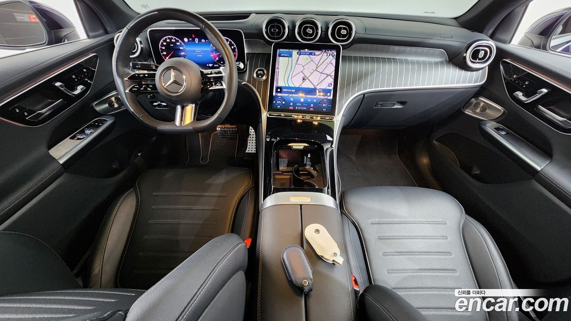 Mercedes-Benz GLC-Class 2024