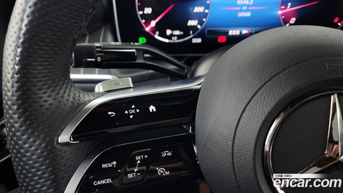 Mercedes-Benz GLC-Class 2024