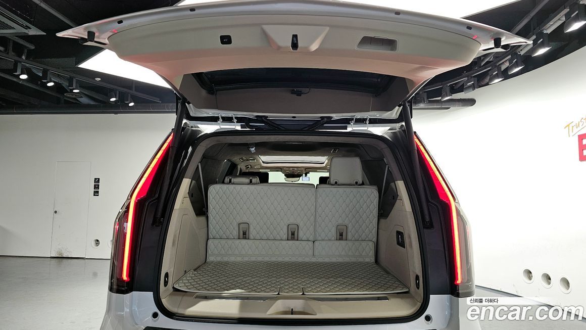 Cadillac Escalade 2023