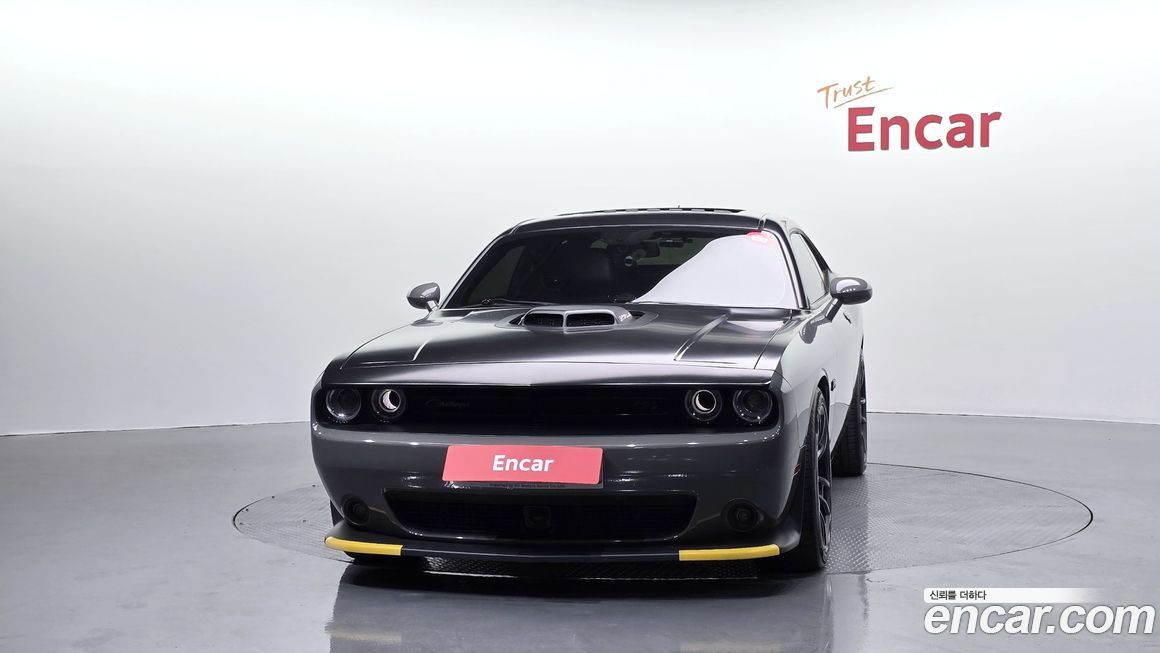 Dodge Challenger 2019