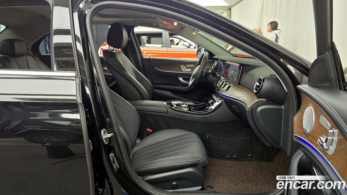 Mercedes-Benz E-Class 2020