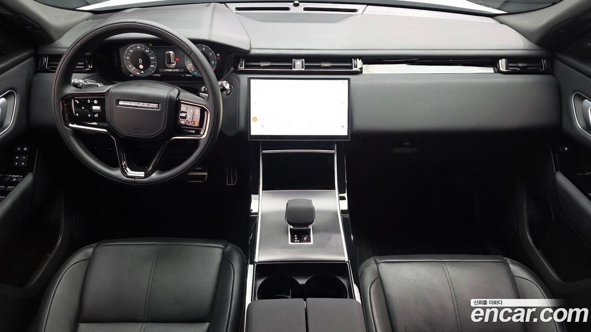 Land Rover Range Rover Velar 2026