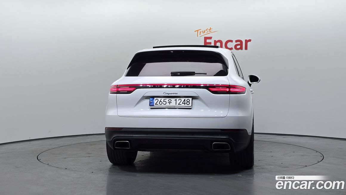 Porsche Cayenne 2022