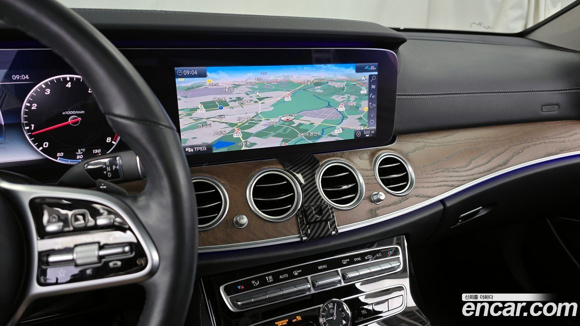 Mercedes-Benz E-Class 2020