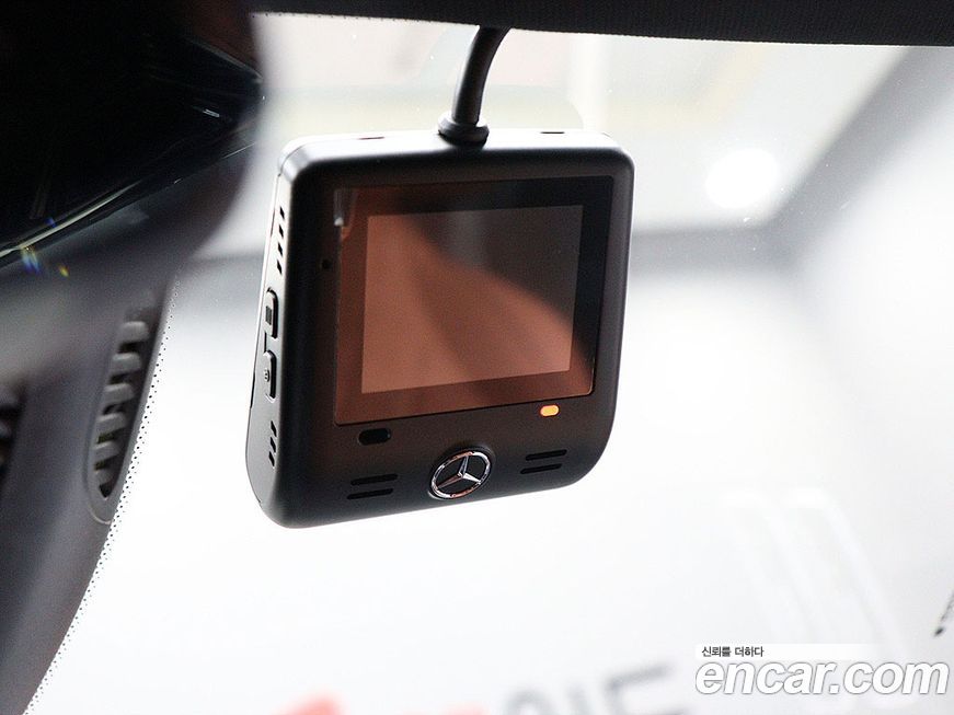 Mercedes-Benz S-Class 2023