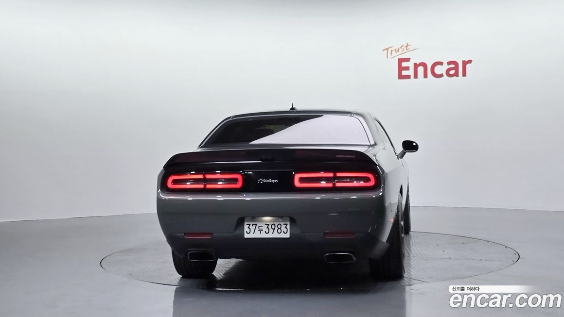 Dodge Challenger 2019