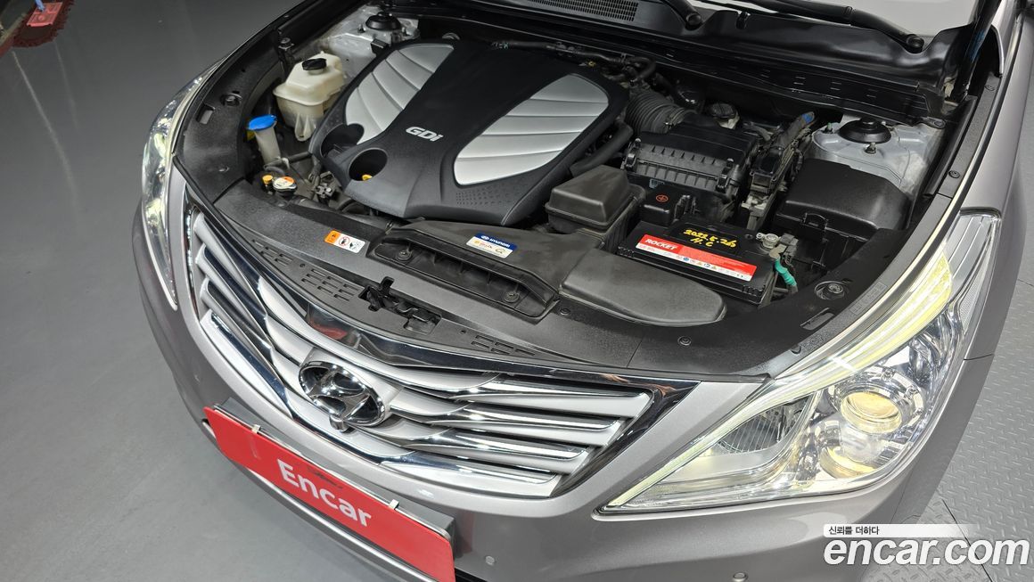 Hyundai Grandeur 2012