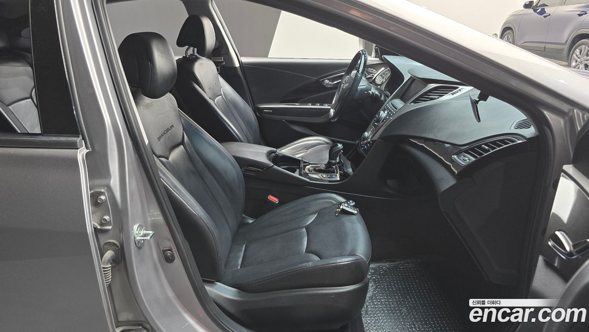 Hyundai Grandeur 2012