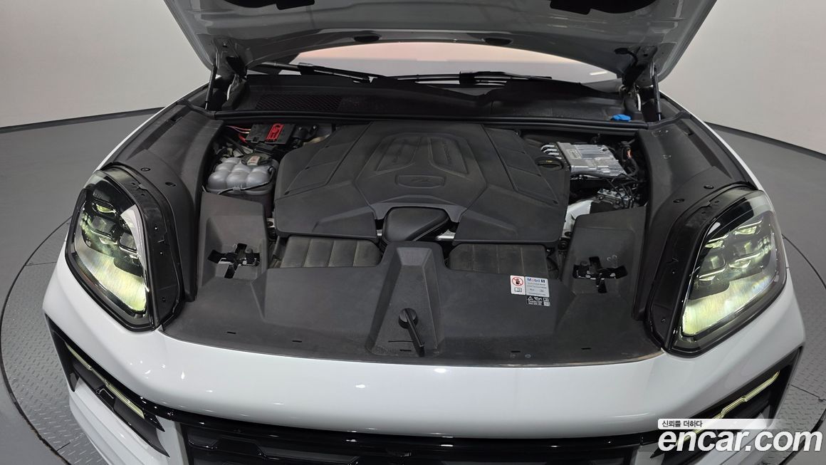 Porsche Cayenne 2024