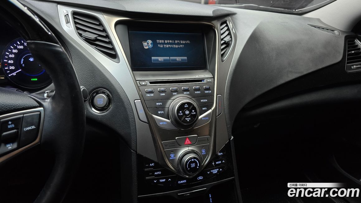 Hyundai Grandeur 2012