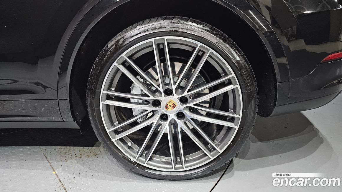 Porsche Cayenne 2023