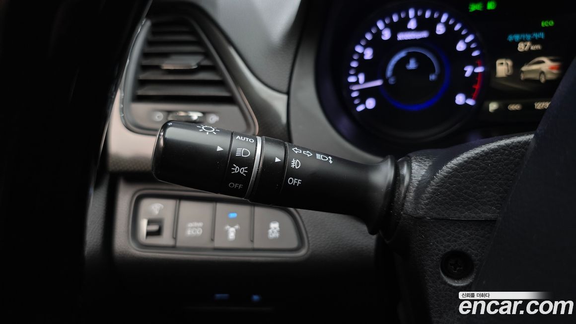 Hyundai Grandeur 2012