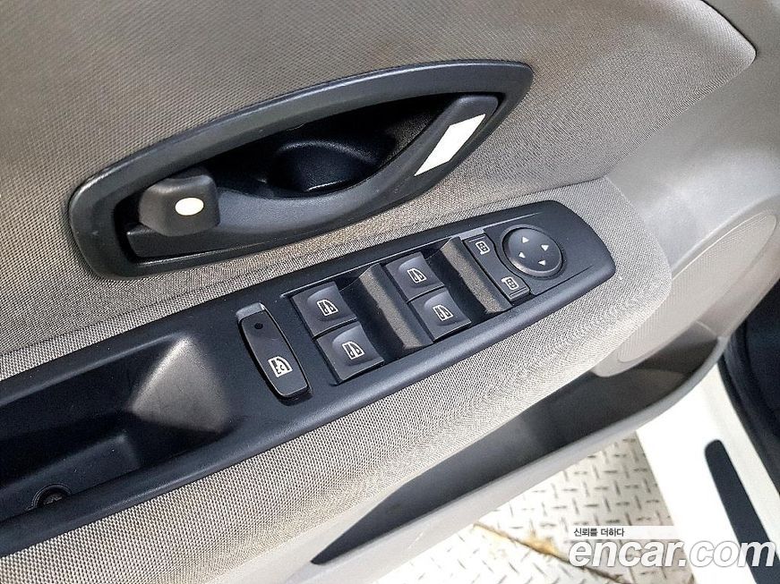 Renault-KoreaSamsung SM3 2012