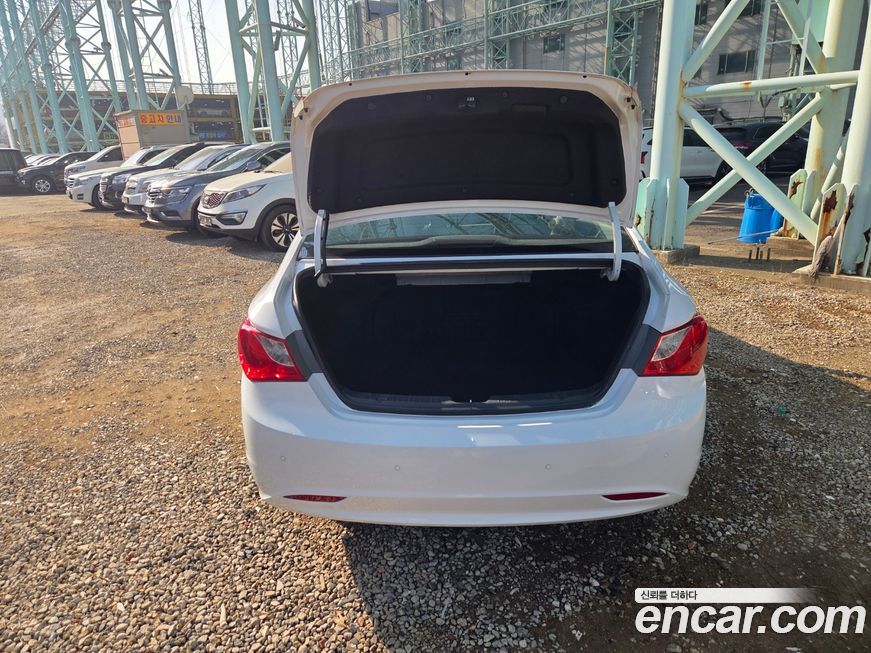 Hyundai Sonata 2012
