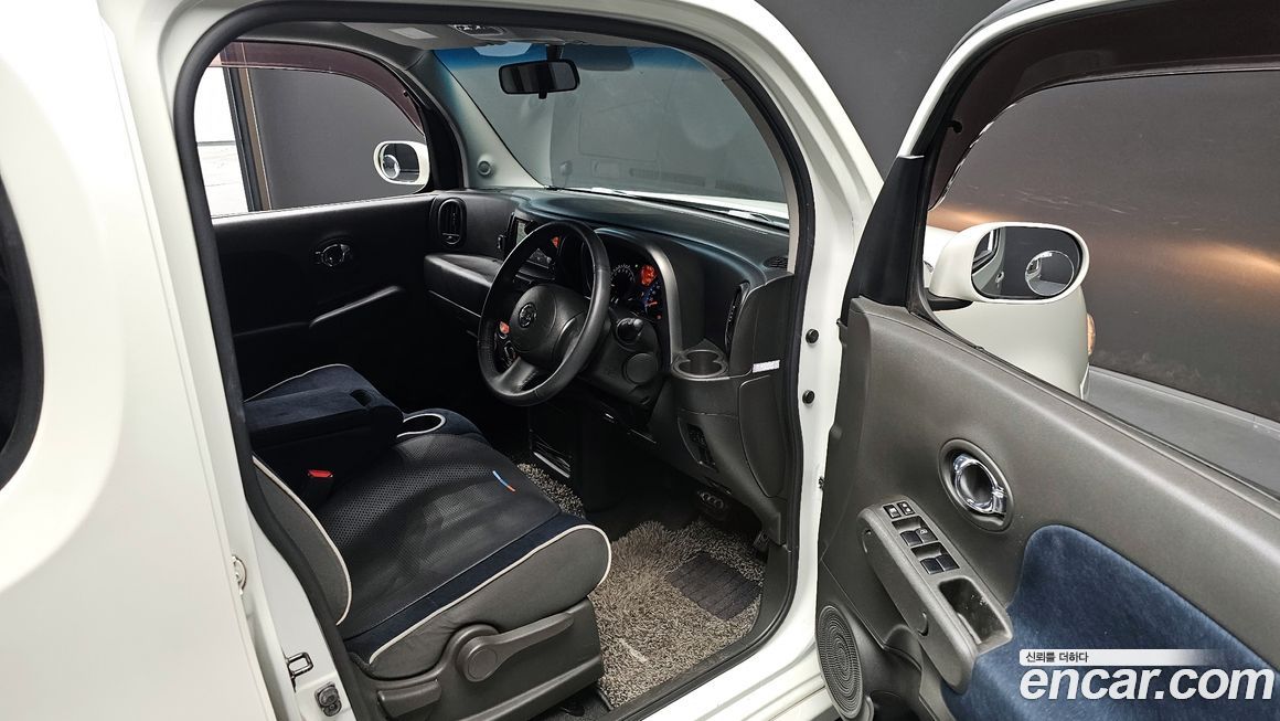 Nissan Cube 2010