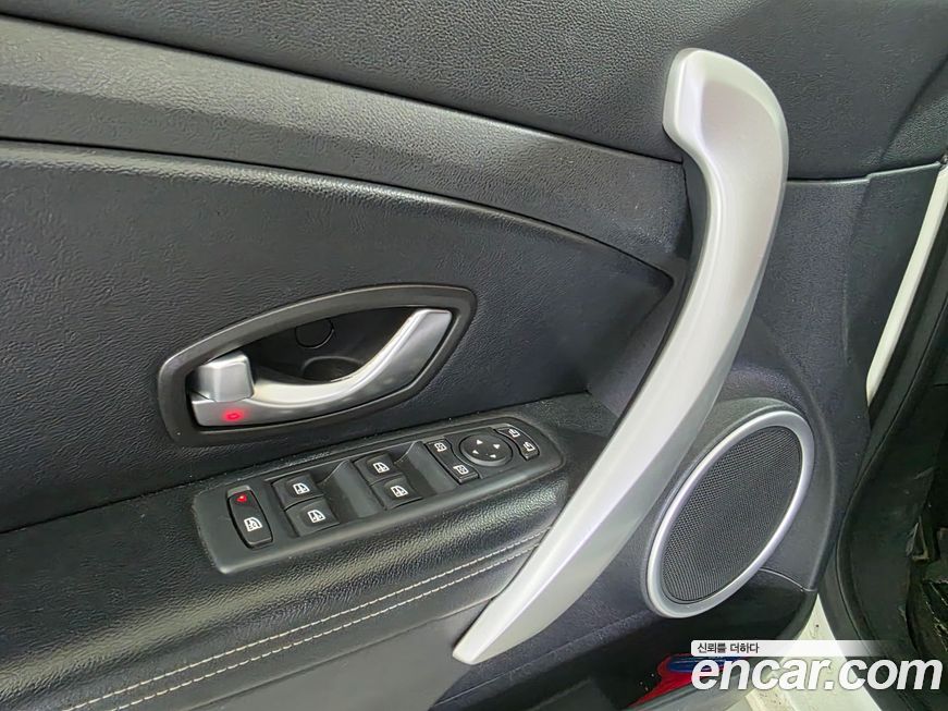 Renault-KoreaSamsung SM3 2011