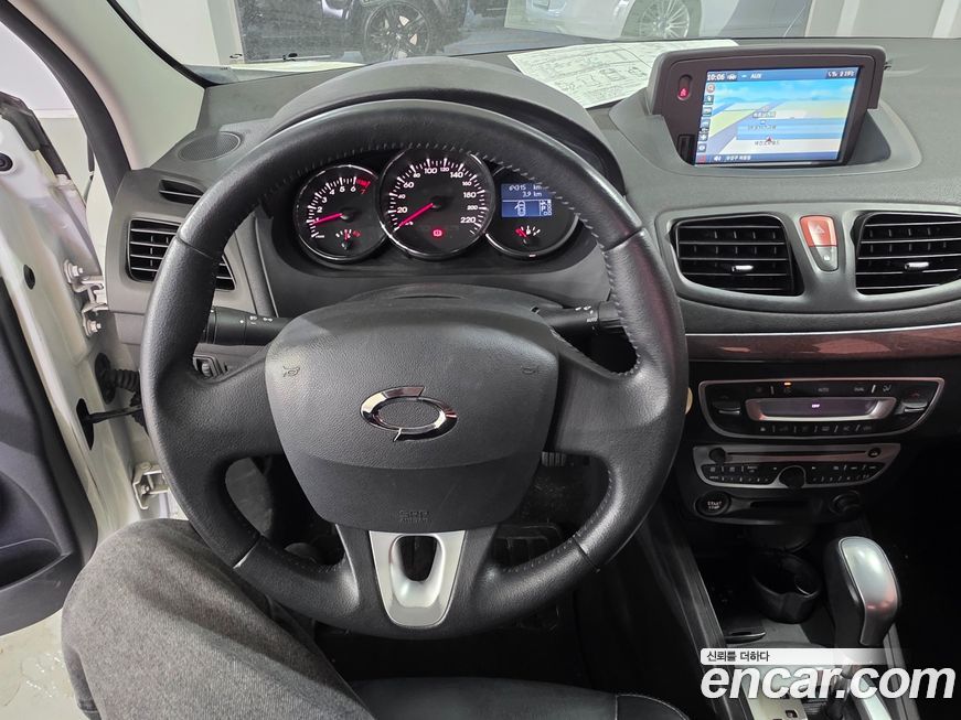 Renault-KoreaSamsung SM3 2011