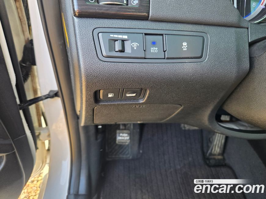Hyundai Sonata 2012