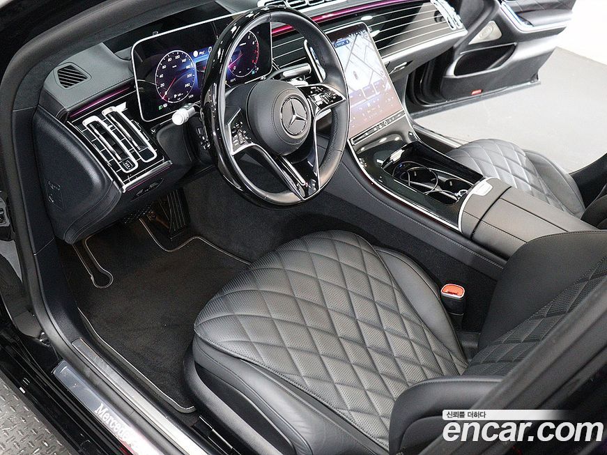 Mercedes-Benz S-Class 2025