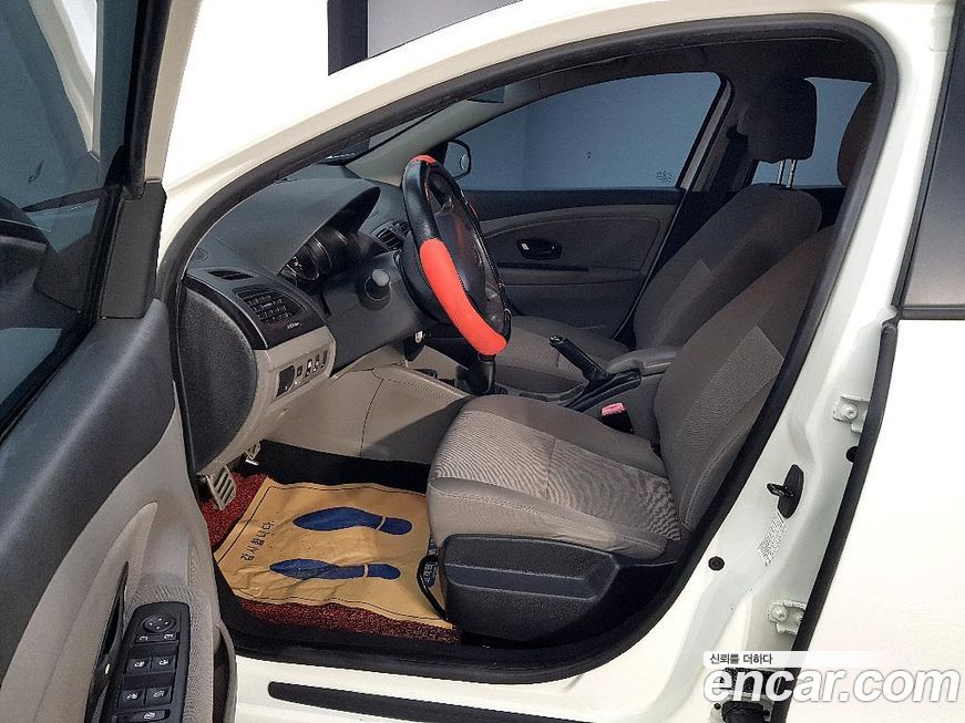 Renault-KoreaSamsung SM3 2012