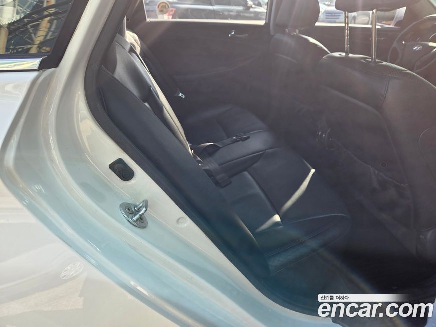 Hyundai Sonata 2012