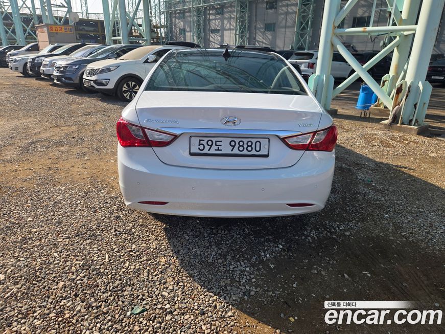 Hyundai Sonata 2012