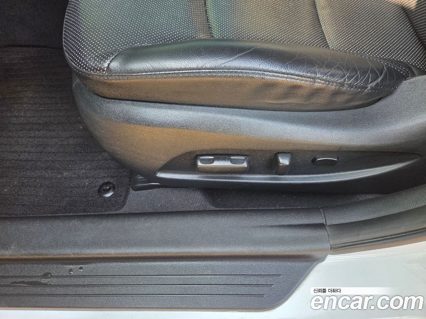 Hyundai Sonata 2012