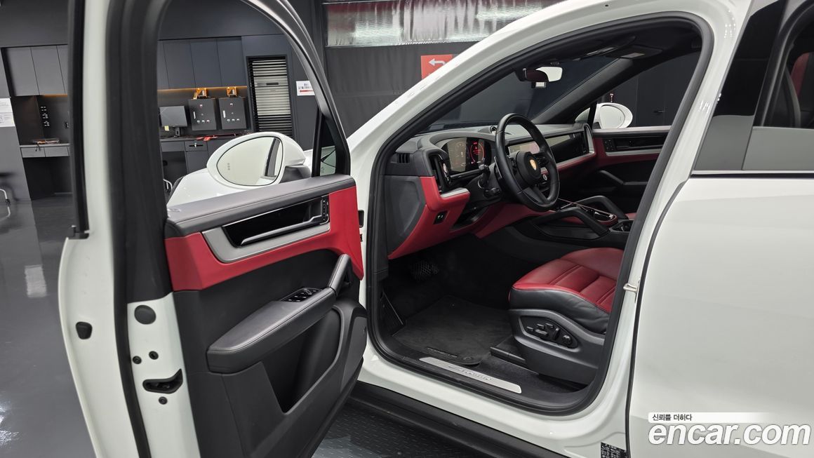 Porsche Cayenne 2024