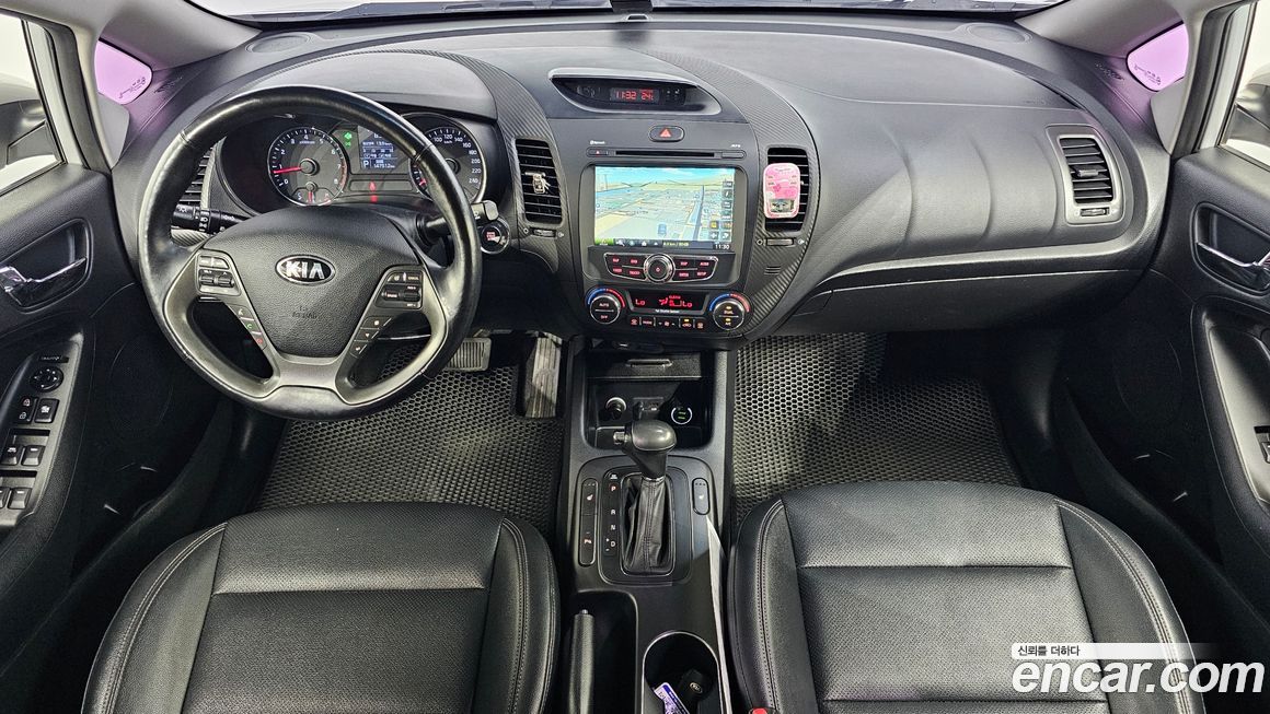 Kia K3 2013