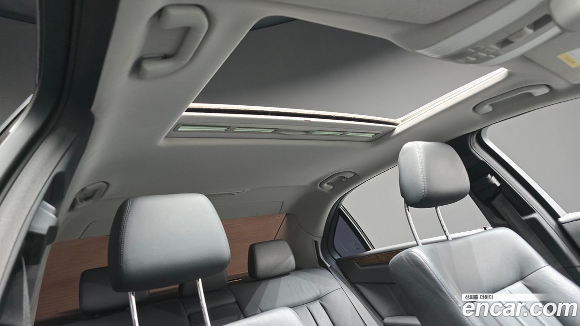 Mercedes-Benz E-Class 2010