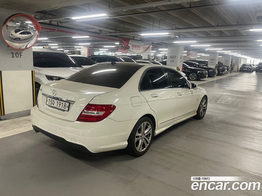 Mercedes-Benz C-Class 2012