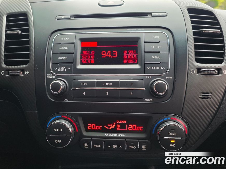 Kia K3 2013