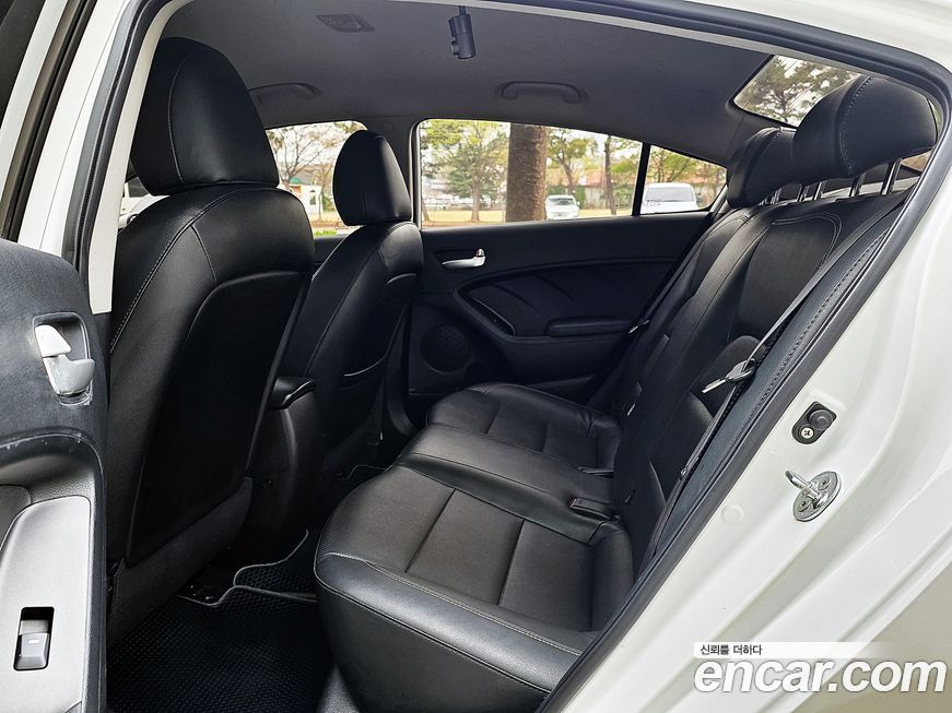 Kia K3 2013