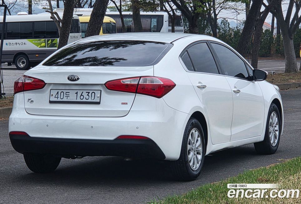 Kia K3 2013