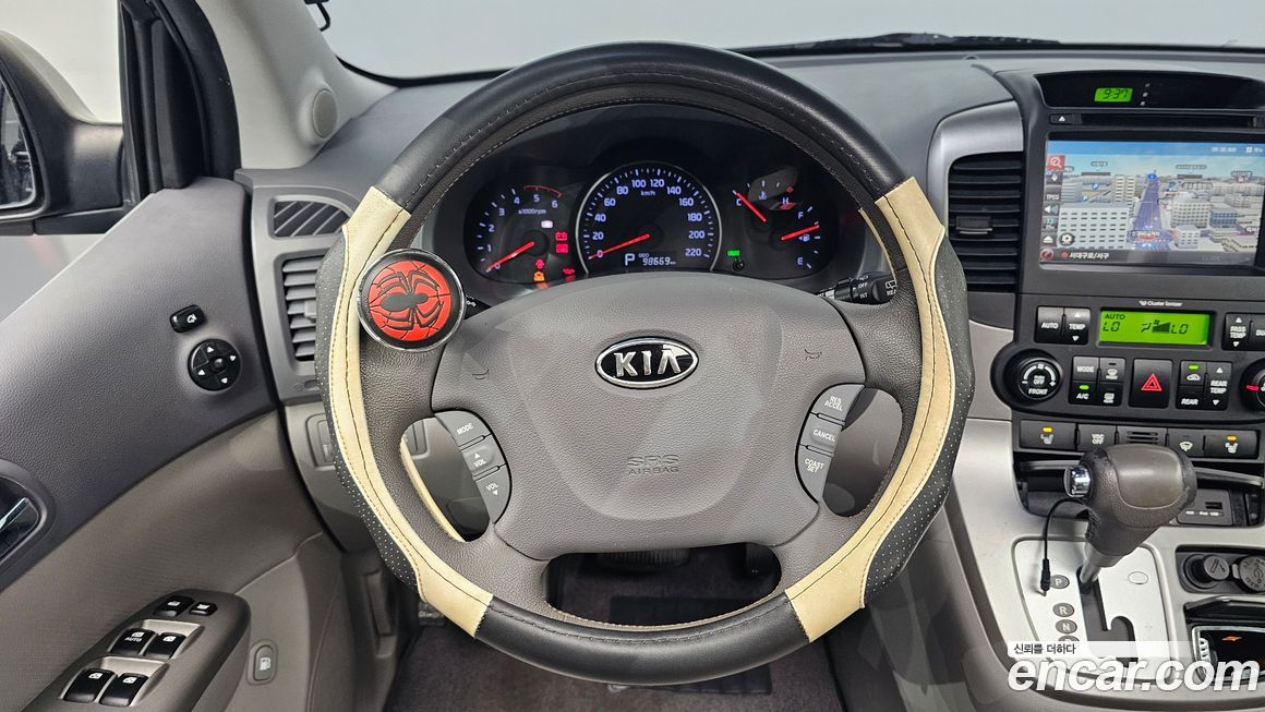 Kia Canival 2012