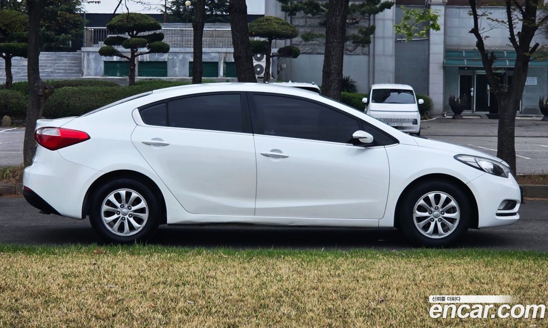 Kia K3 2013