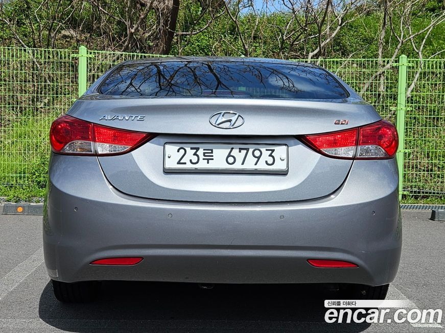 Hyundai AVANTE 2014