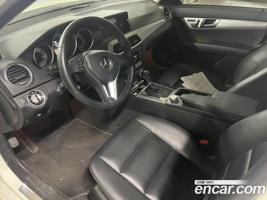 Mercedes-Benz C-Class 2012