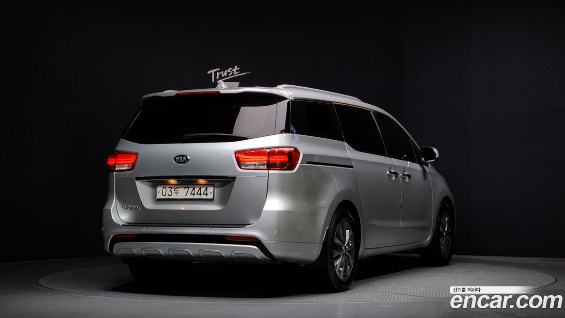Kia Canival 2017