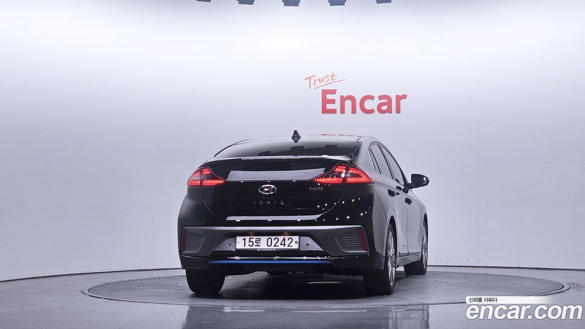 Hyundai Ioniq 2016