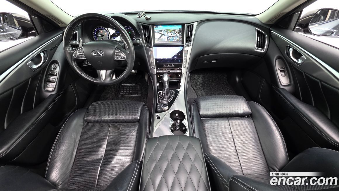 Infiniti Q50 2016