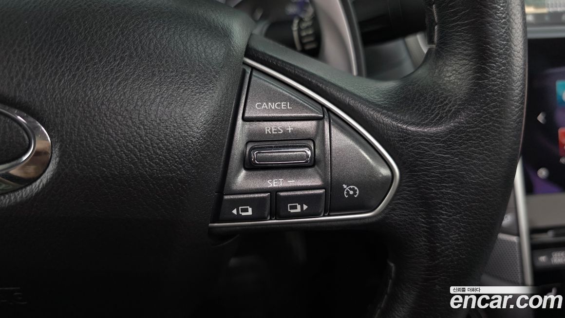 Infiniti Q50 2016
