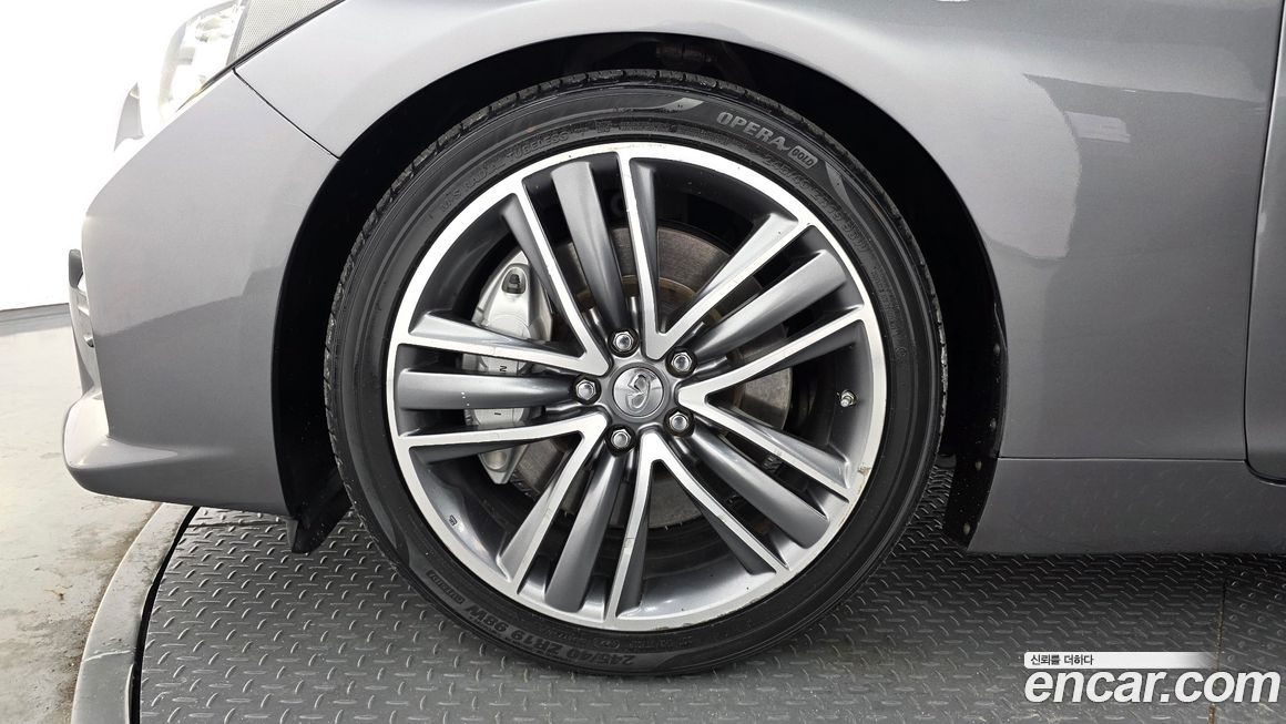 Infiniti Q50 2016